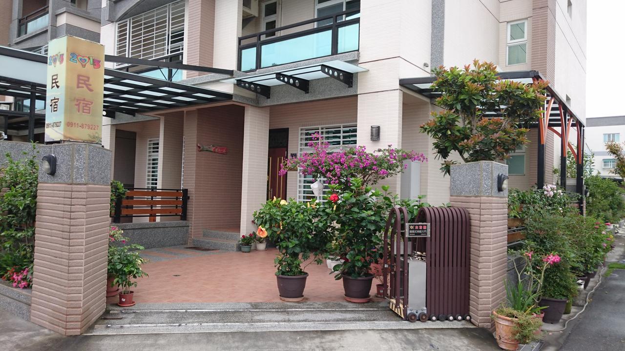 2013 Homestay T'ai-tung Exteriör bild